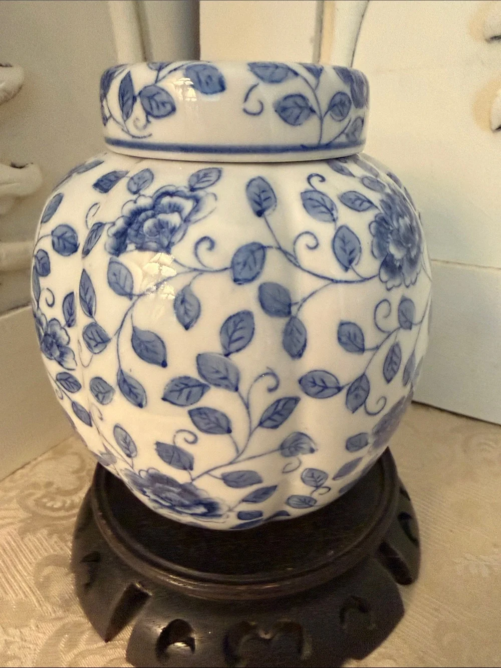 N/A features decorative background